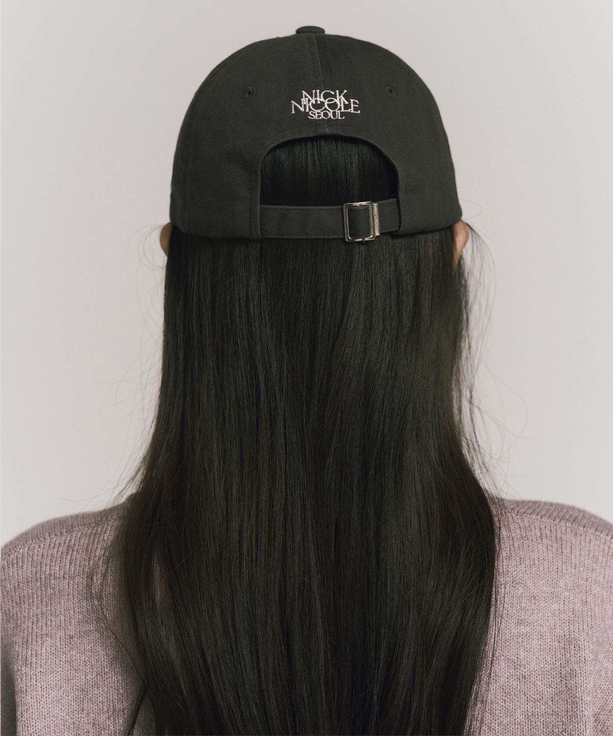 닉앤니콜(NICK&NICOLE) MINI BUTTERFLY BLINK BALL CAP_CHARCOAL PINK