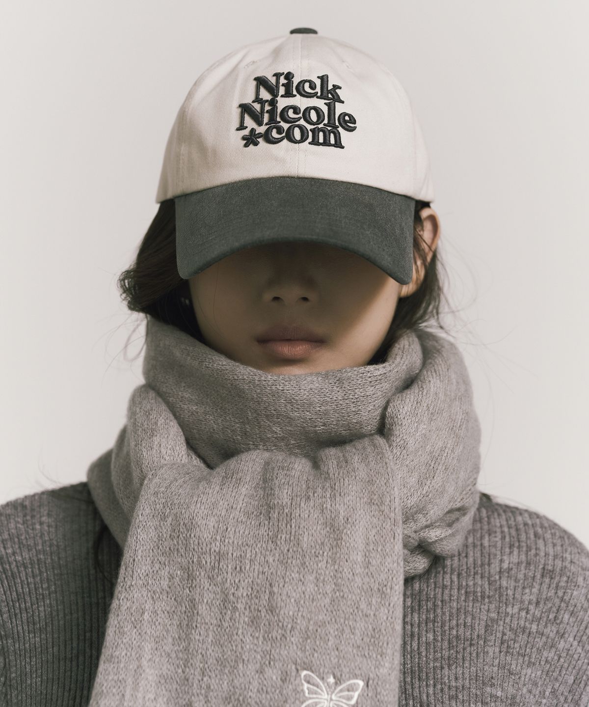닉앤니콜(NICK&NICOLE) NN DOTCOM SIGNATURE BALL CAP_TWOTONE CHARCOAL