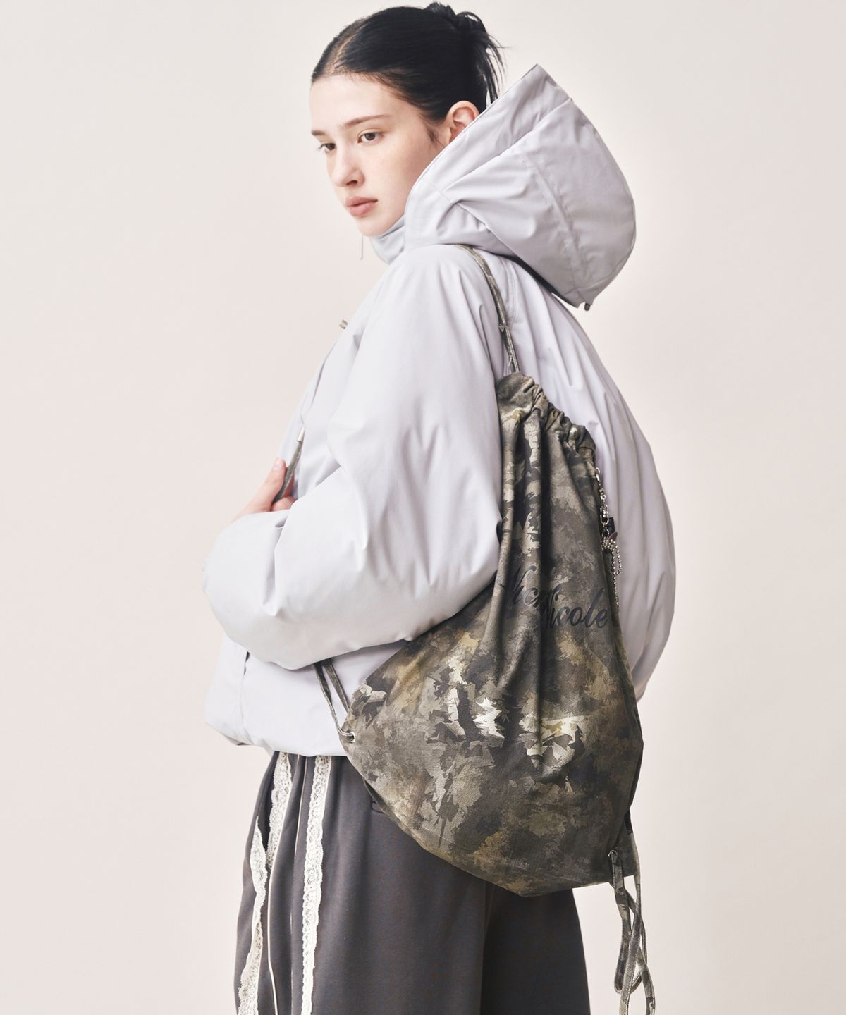 닉앤니콜(NICK&NICOLE) NICOLE CAMO STRING BACKPACK_DEEP GREEN