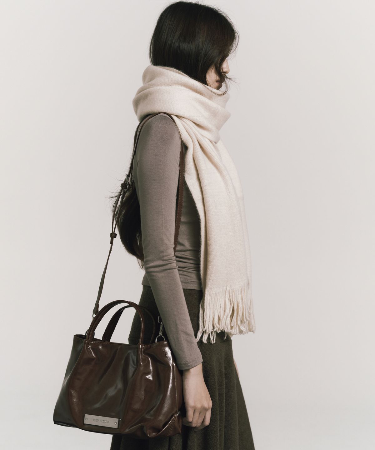 닉앤니콜(NICK&NICOLE) CRYSTAL FAUX LEATHER TOTE BAG_BROWN
