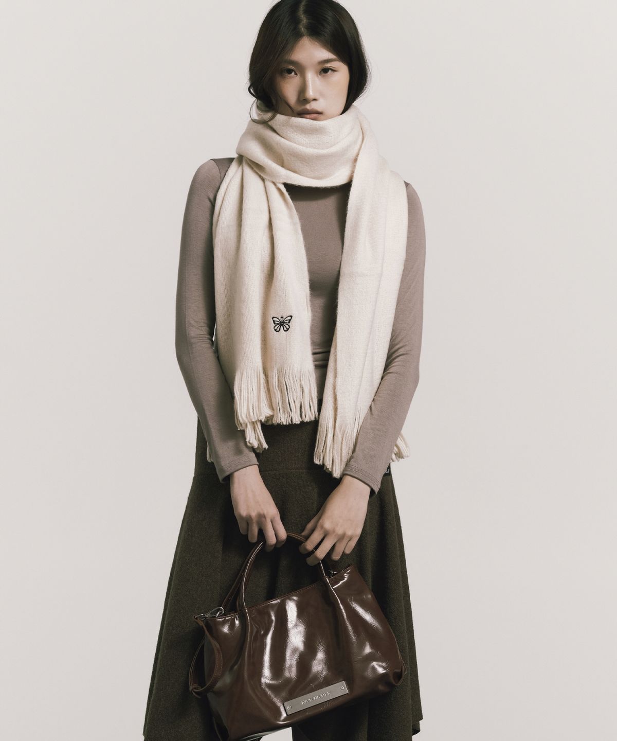 닉앤니콜(NICK&NICOLE) CRYSTAL FAUX LEATHER TOTE BAG_BROWN