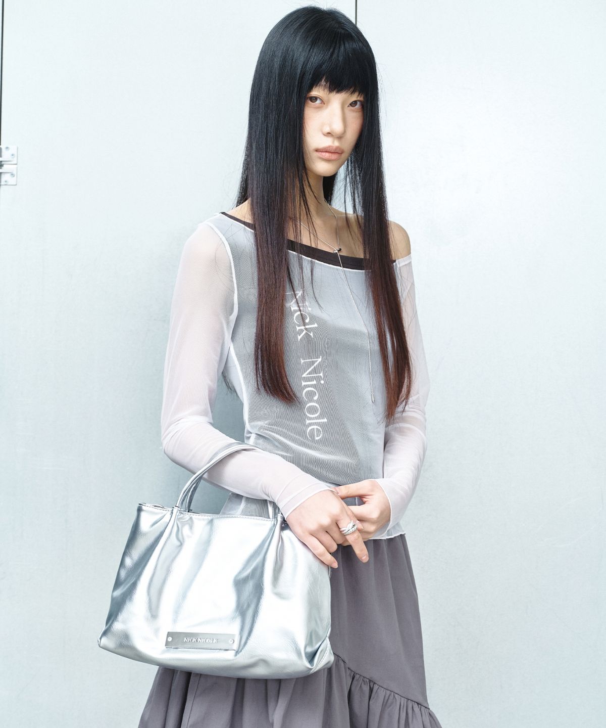 닉앤니콜(NICK&NICOLE) CRYSTAL FAUX LEATHER TOTE BAG_SILVER