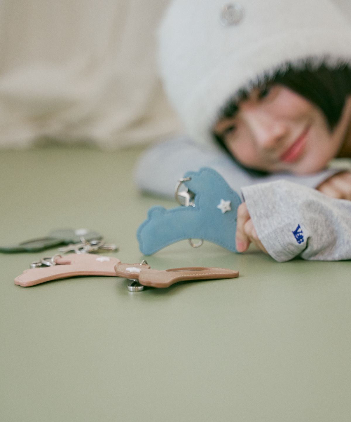 아이세이예르(ISAYYERR) Bunniee mirror Keyring (4 colors)
