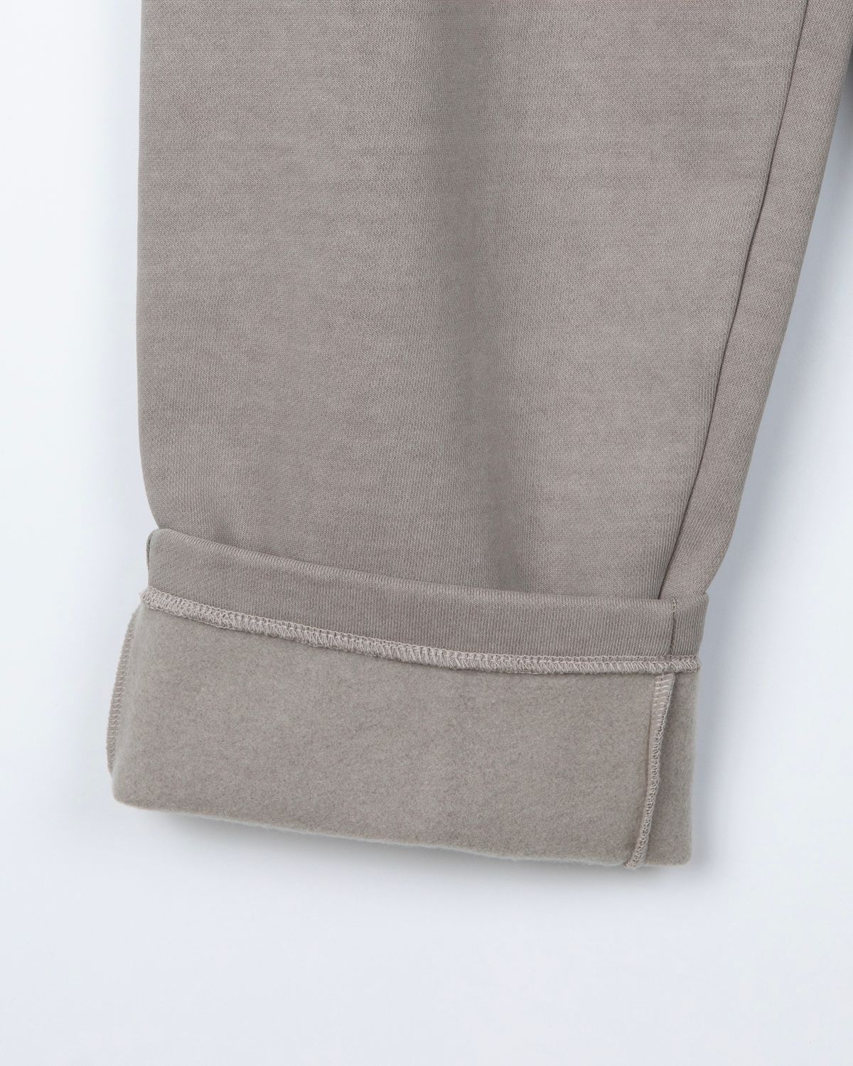 디앤드퀘스천(THEENDQUESTION) Pigment wide training pants / BEIGE