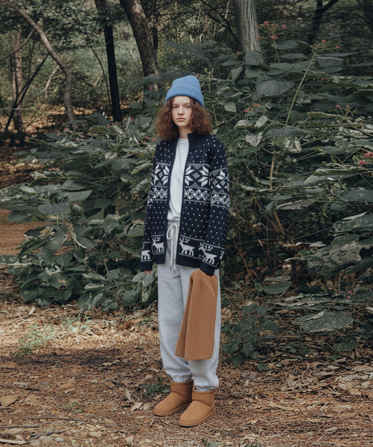 코스에그(COSEGG) Unisex Nordic High Neck Knit Zip-Up Cardigan_EEWCA145