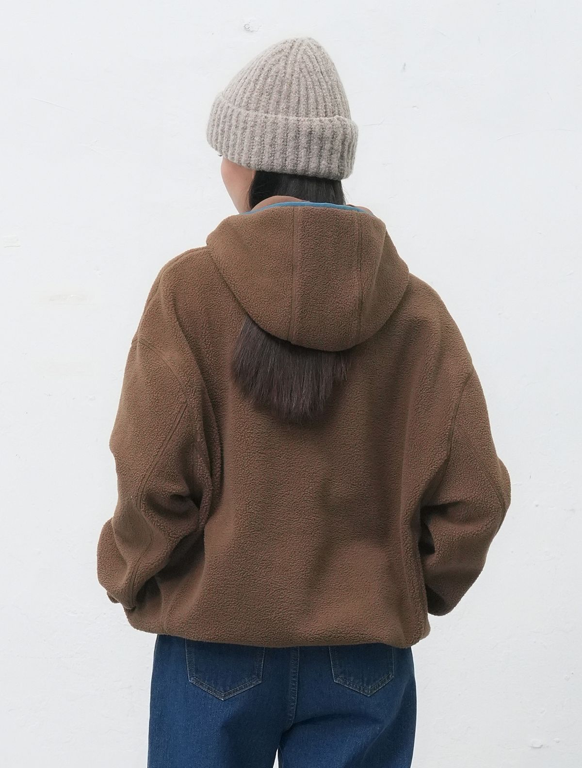 제너럴아이디어(GENERALIDEA) UNISEX 소프트 하이넥 플리스 아노락 세트[BROWN] / SBE4U02010