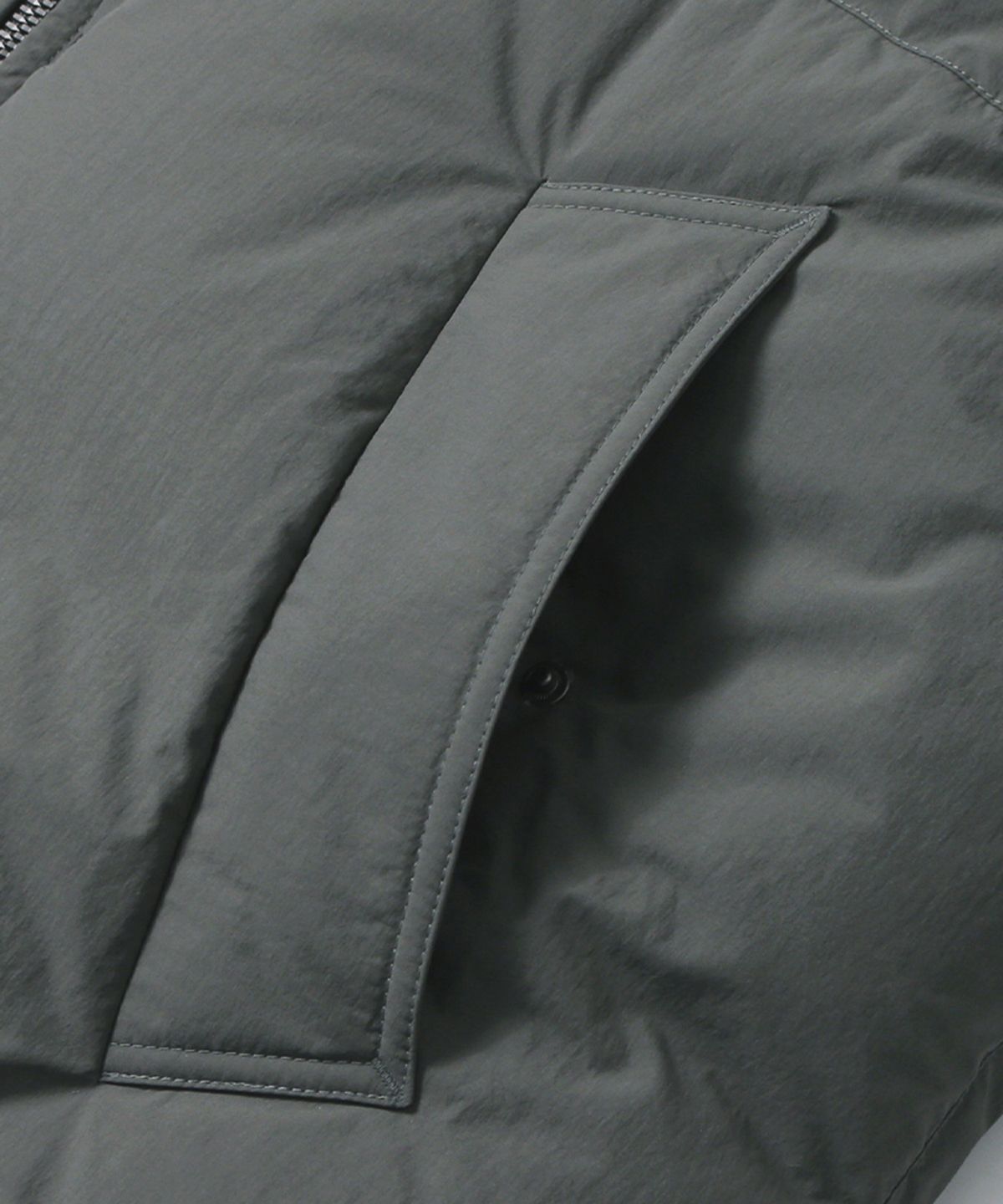 애드호크(ADHOC) 남성 카라형 심플 숏 푸퍼 패딩 (KHAKI) (HBBDO01)