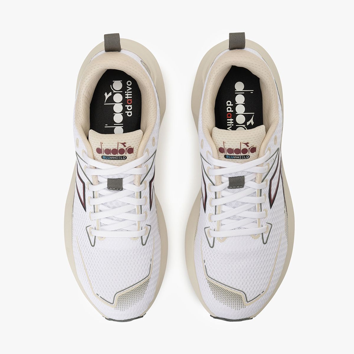 디아도라(diadora) 미토스 블루실드 비고레 4 WHITE