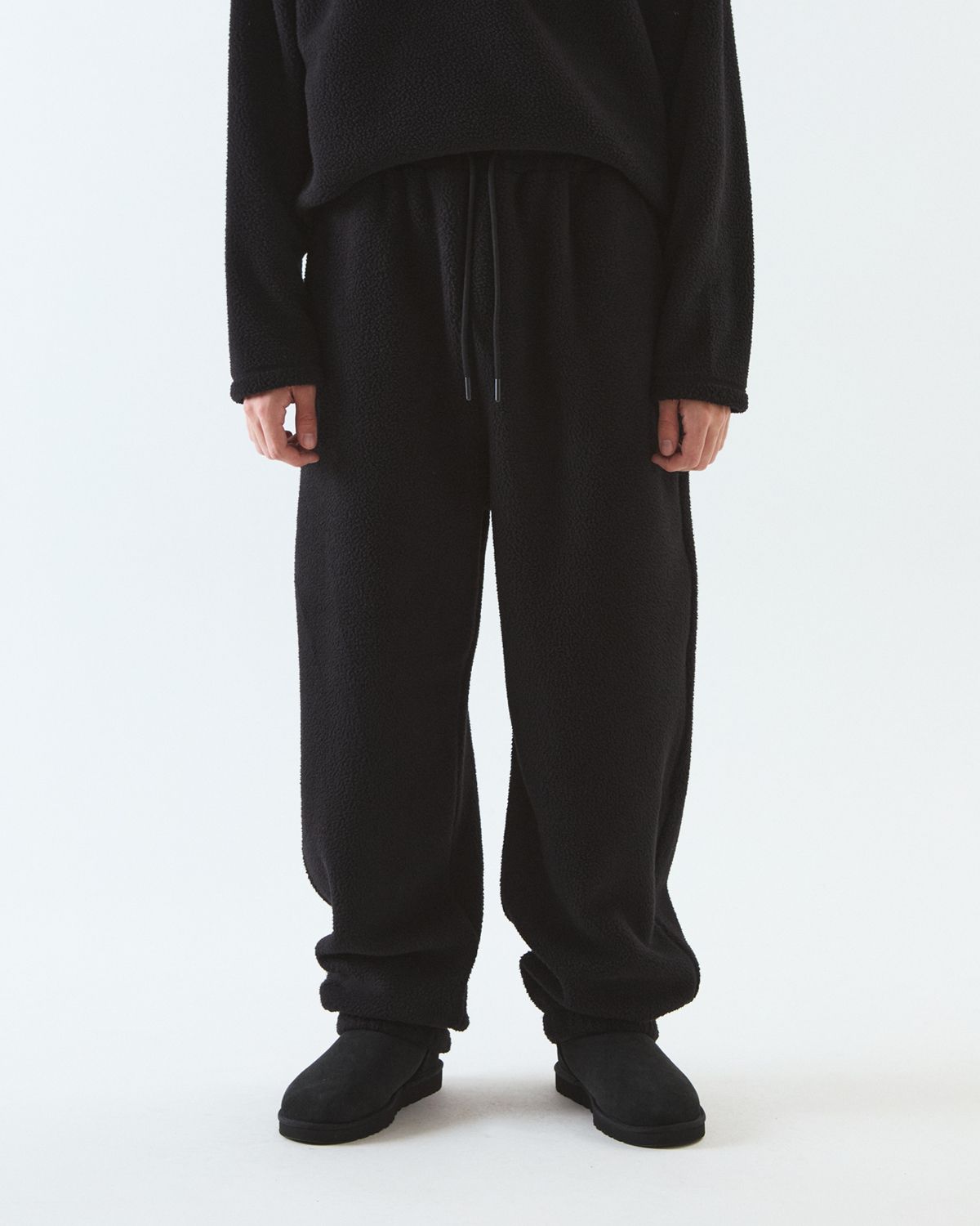 디앤드퀘스천(THEENDQUESTION) Fleece pants / BLACK