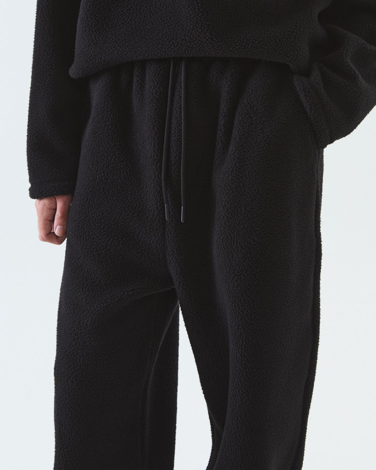 디앤드퀘스천(THEENDQUESTION) Fleece pants / BLACK