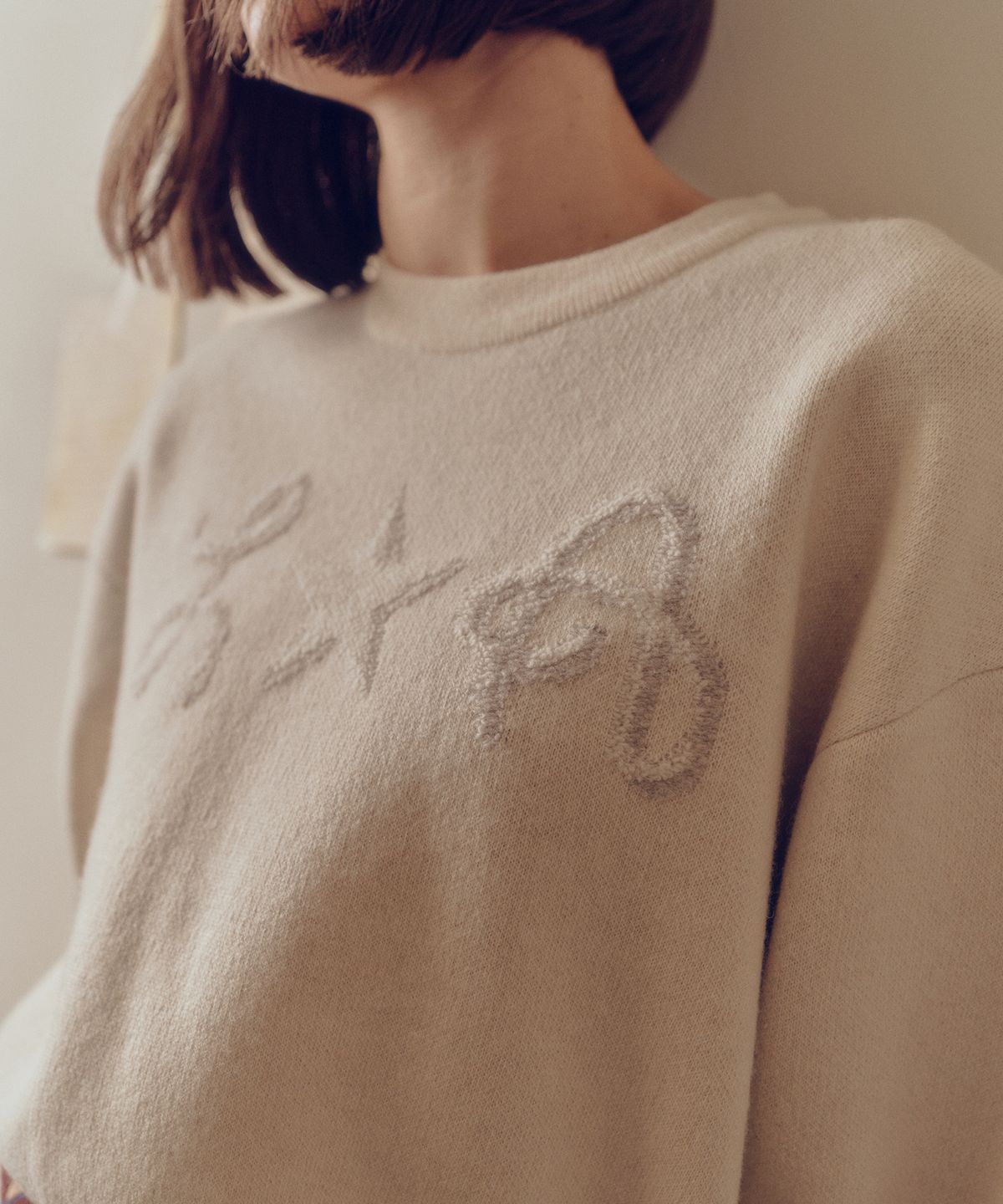 멜리앤로즈(MELLY&ROSE) LA 크롭 풀오버(310307)_CREAM