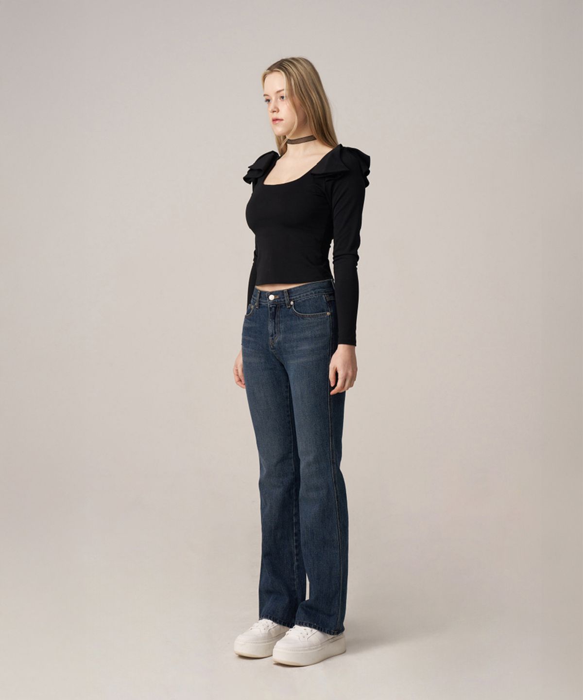 스쿠스퀘어(SQUSQUARE) Audrey Ribbon T-Shirt_Noir Black