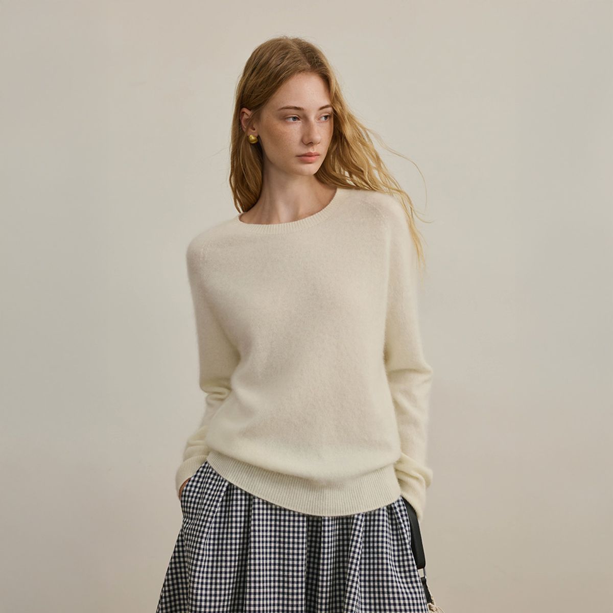 와이와이아이엠(YYIAM) YY_Solid color loose knit_4color
