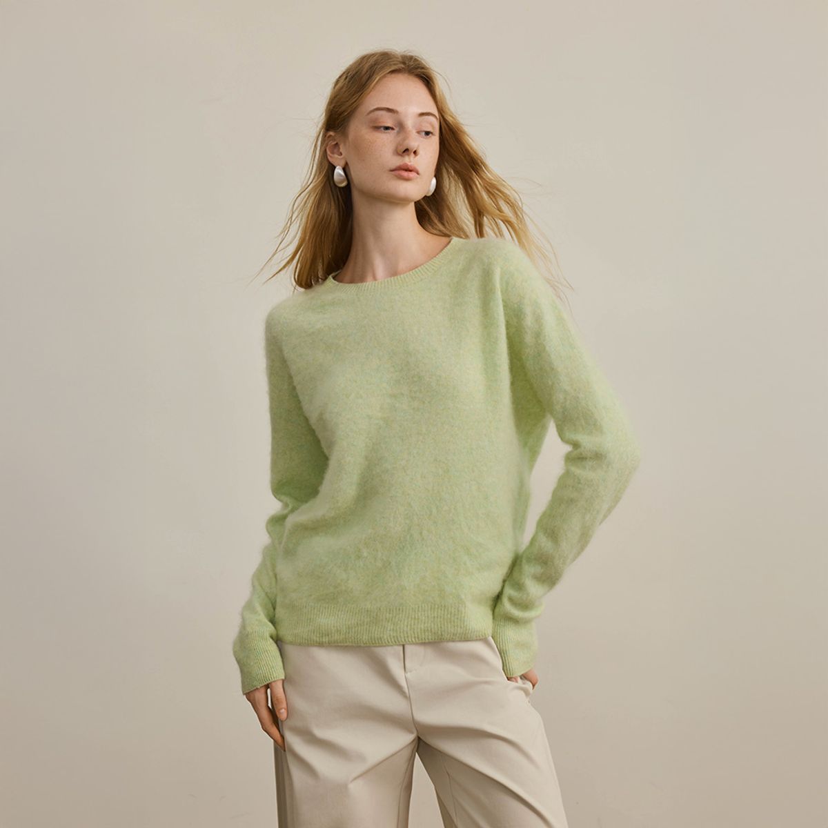 와이와이아이엠(YYIAM) YY_Solid color loose knit_4color