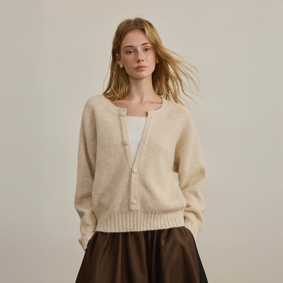 와이와이아이엠(YYIAM) YY_Versatile temperament knit cardigan