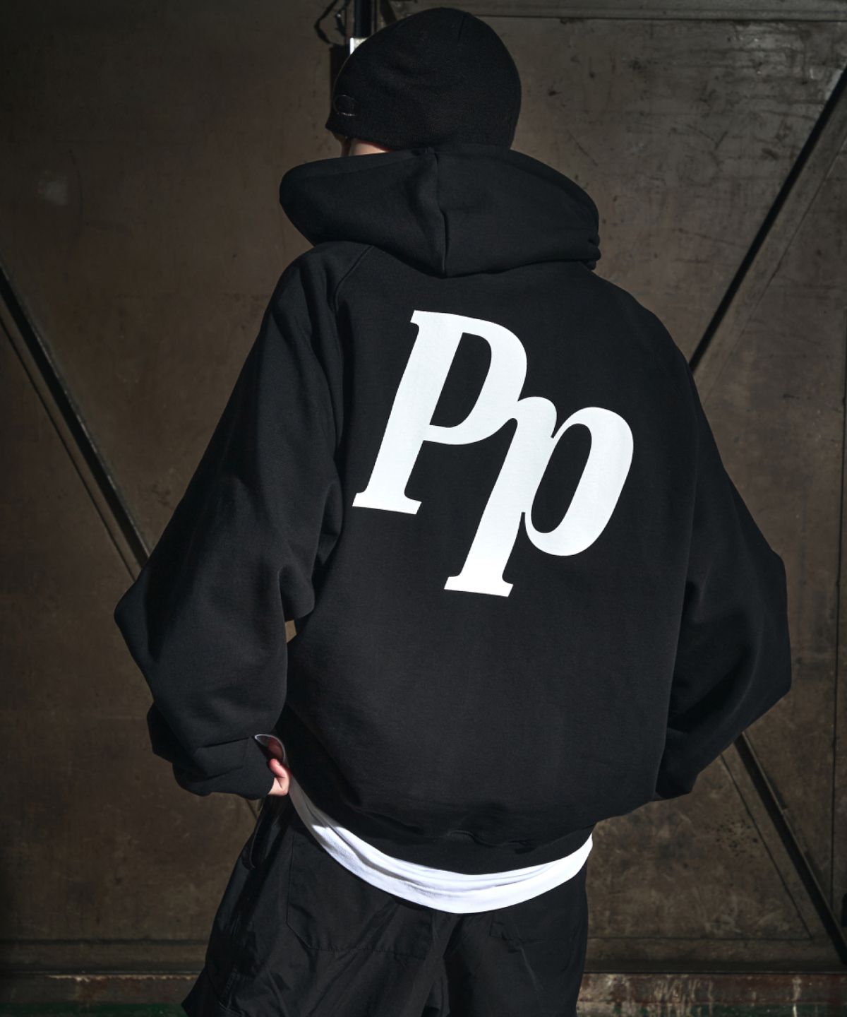 펑크페이즈(PUNKPHASE) Big PP Logo Hoodie Black