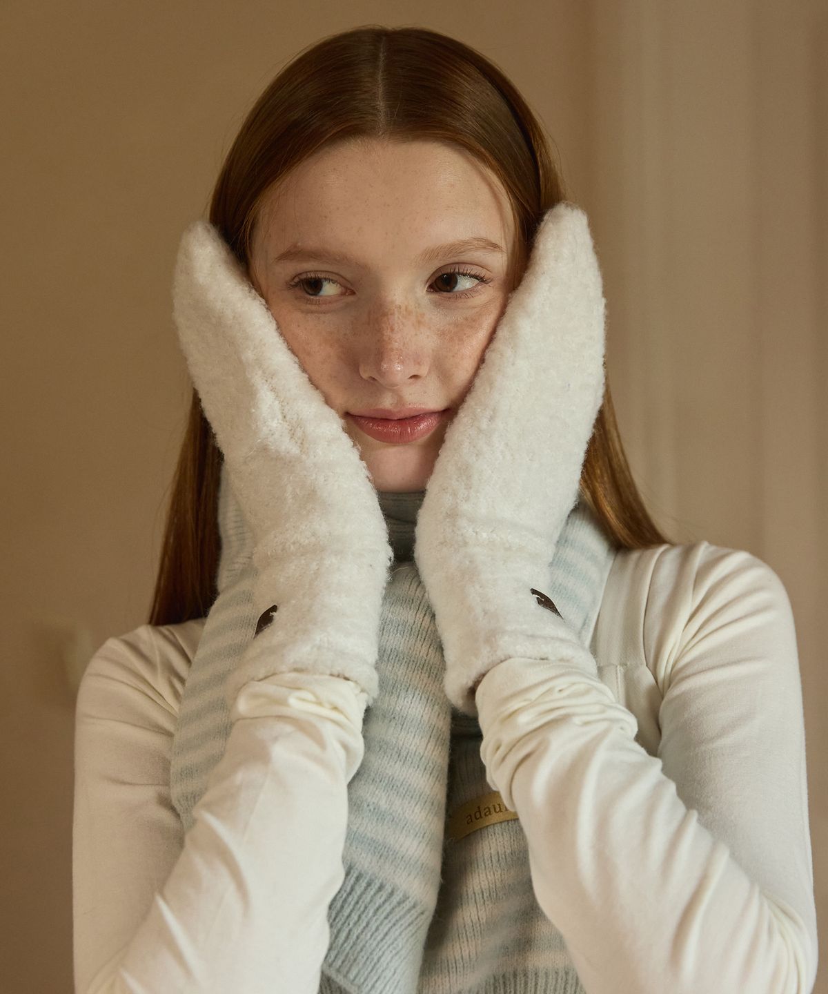 어다울(ADAUL) [선물포장] Fluff shibori wool mitten - 4color