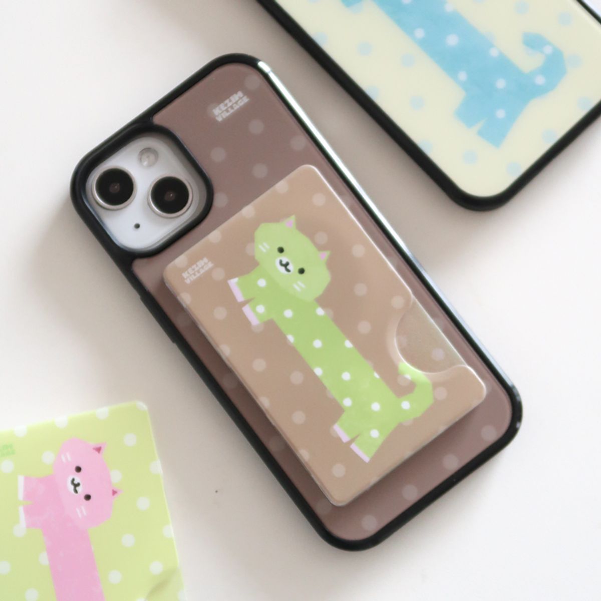 케짐 빌리지(KEZIM VILLAGE) KITTY BROWN case (glass bumper)