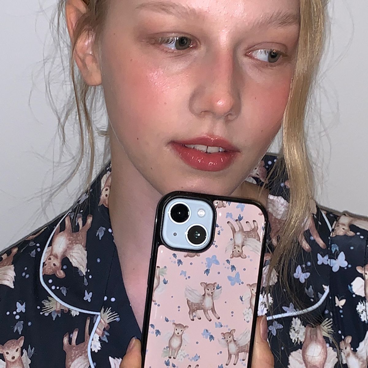 뮤즈무드(MUSEMOOD) Petal Deer Wing (bumper) 휴대폰케이스