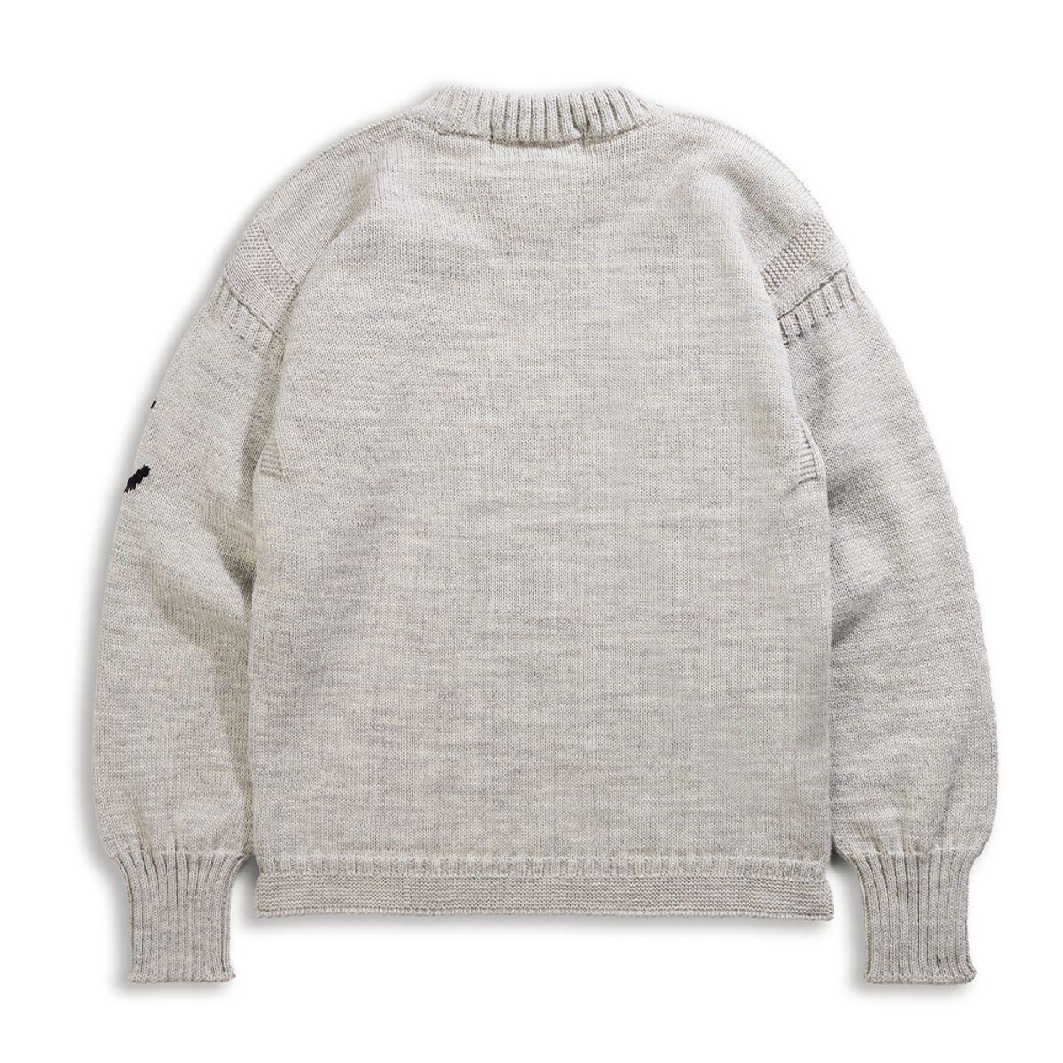 건지 울른스(Guernsey Woollens) 크루넥 홀가먼트 스웨터 - 라이트 그레이