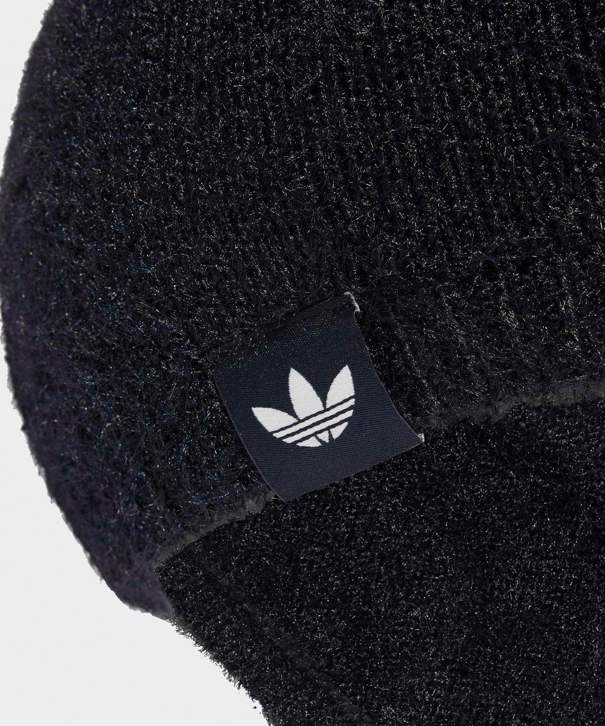 아디다스(ADIDAS) 인조 퍼 바라클라바 - 블랙 / JW7993