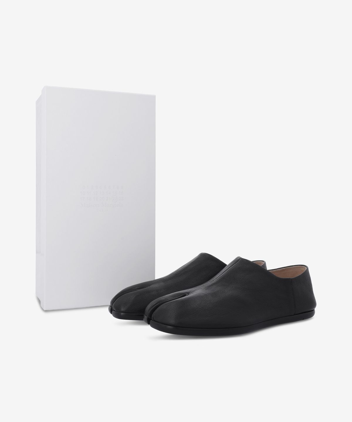 메종 마르지엘라(MAISON MARGIELA) 타비 슬립온 - 블랙 / S57WR0051PR058T8013