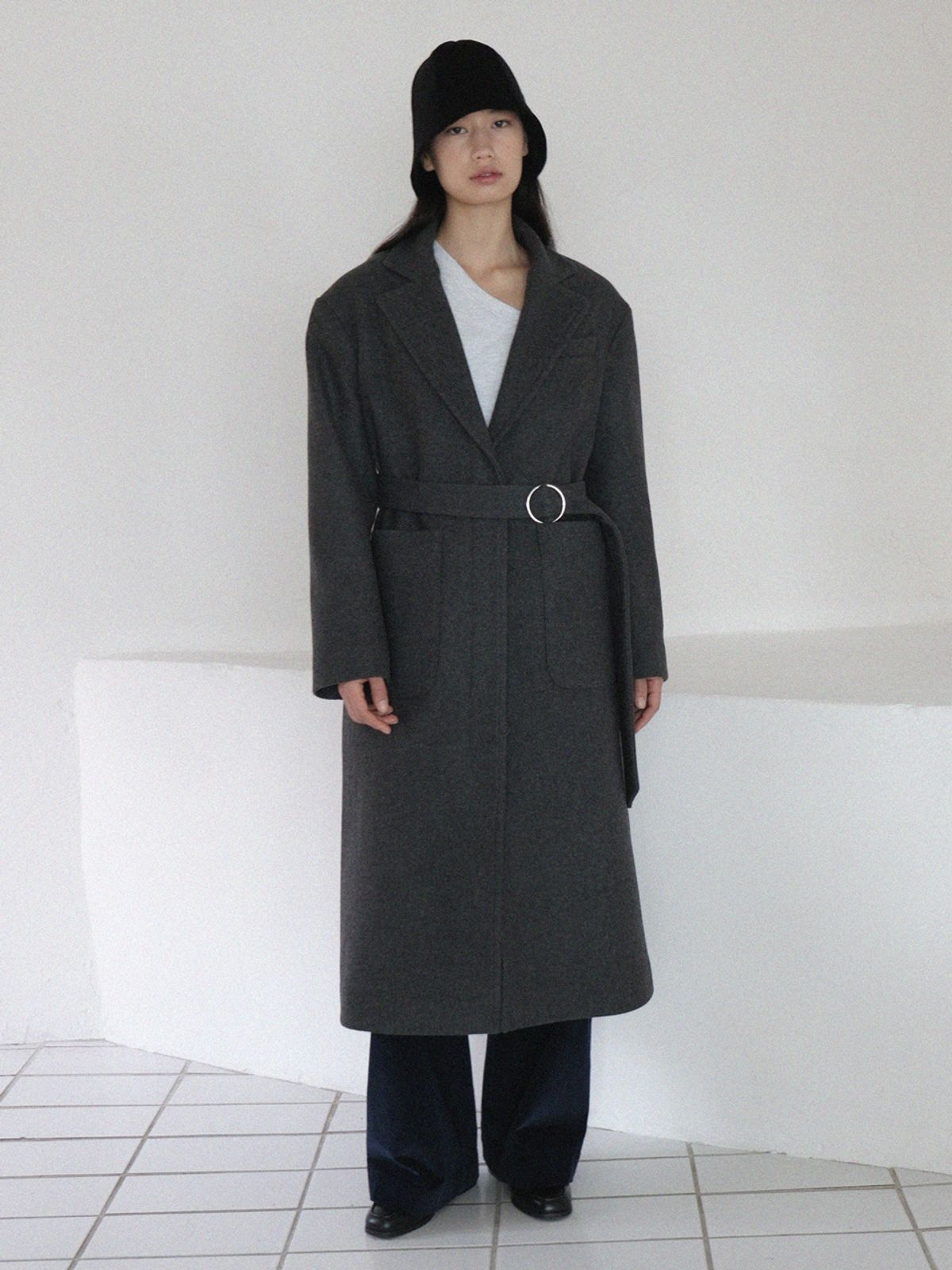 이콤마이(ECOMMAE) CLASSIC LONG COAT WITH RING BELT (GRAY)