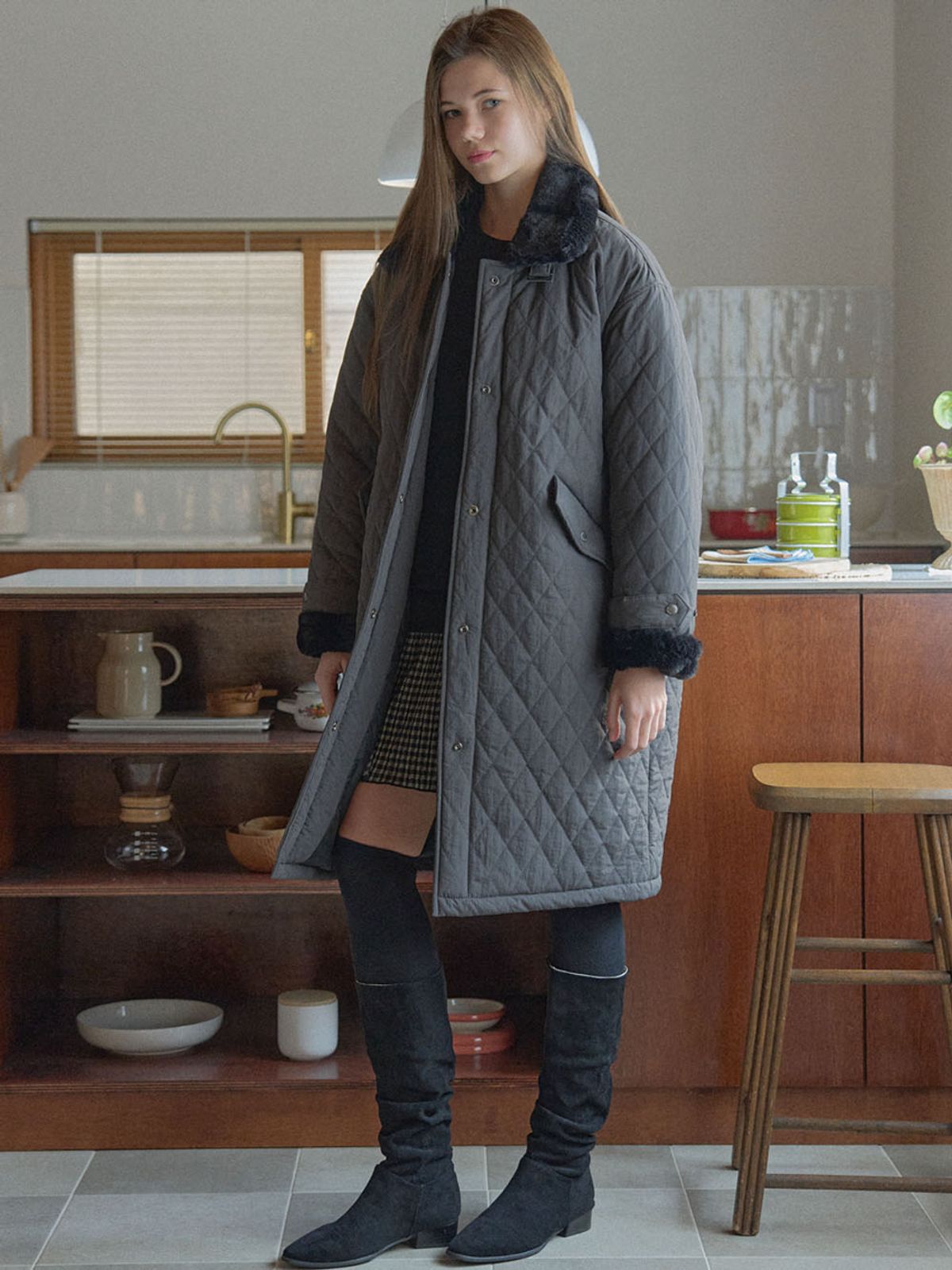 아방(AVANT-G) Diamond Quilting Long Padding - DARK GREY
