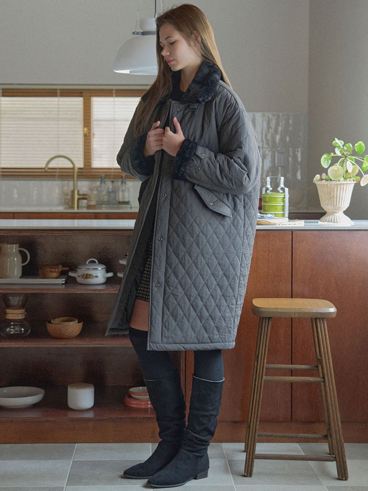 아방(AVANT-G) Diamond Quilting Long Padding - DARK GREY