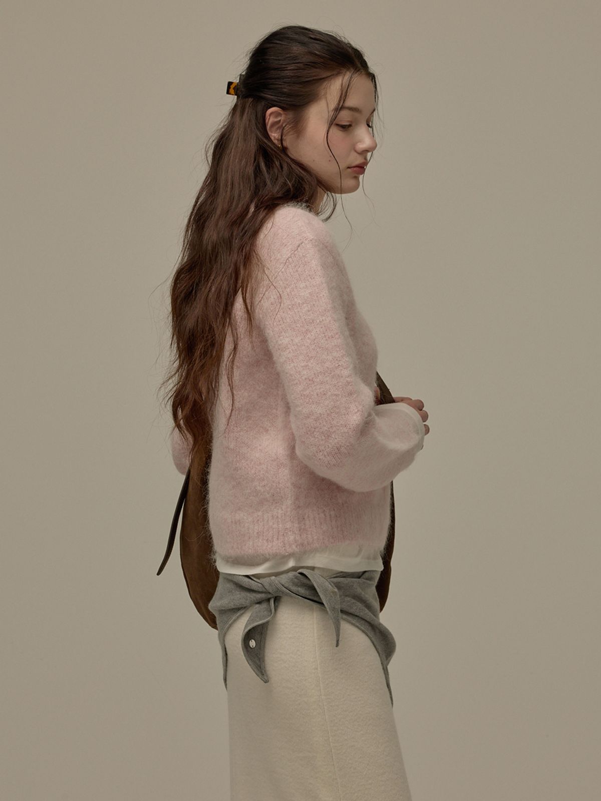 비뮤즈맨션(BEMUSE MANSION) Triangle muffler - 2colors