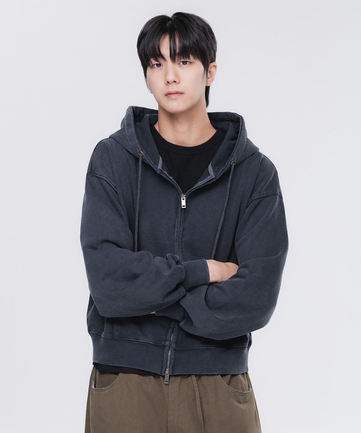 앨빈클로(ALVINCLO) 피그먼트 크롭 후드집업 DLX2973 (3 COLOR)