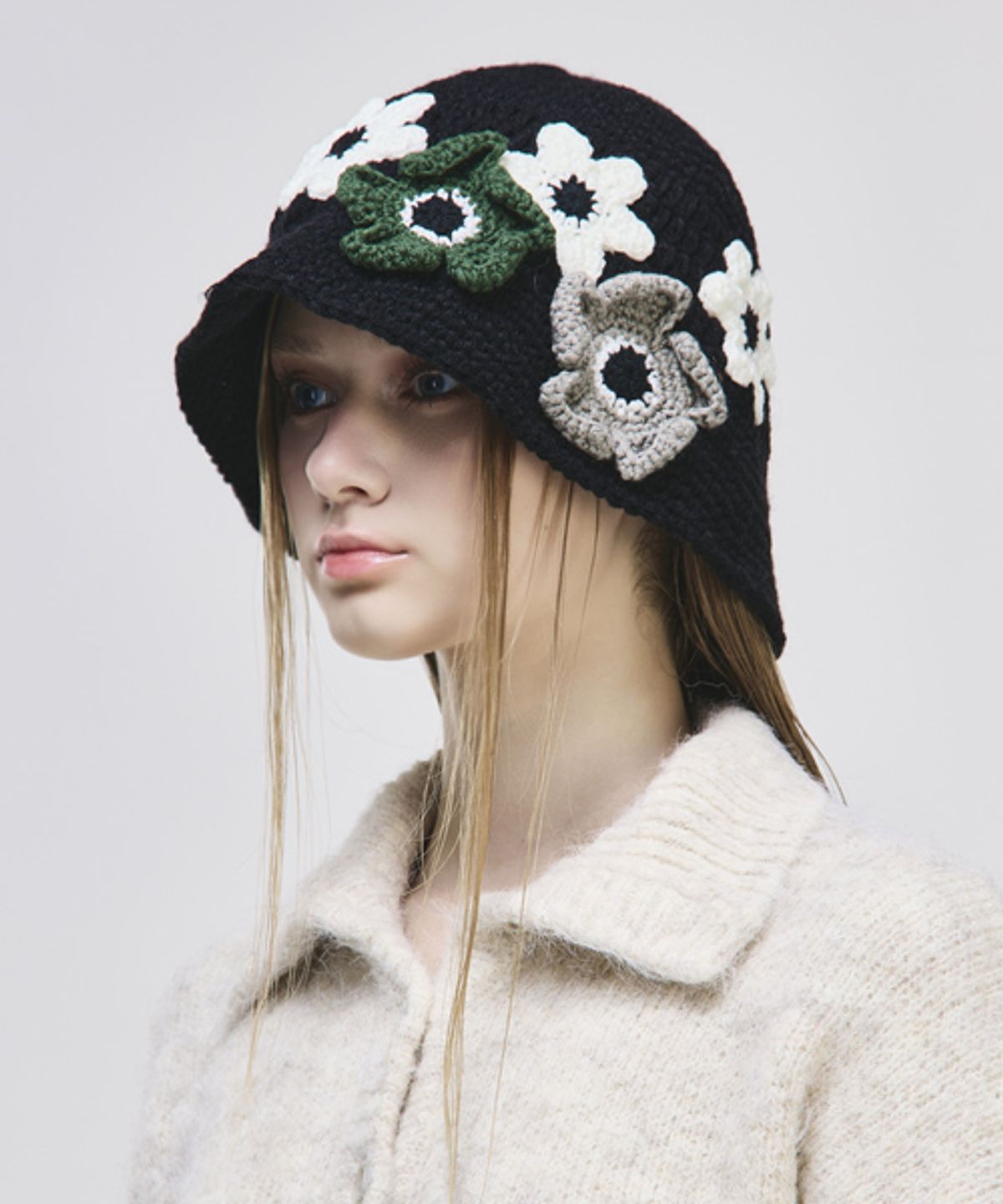 그레이티스트(THE GREATEST) Blossom Knit Bucket Hat Black