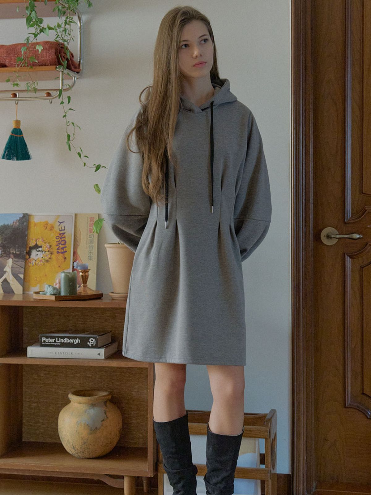 아방(AVANT-G) Hood Fit and Flare Mini Dress - CHARCOAL ( 기모)
