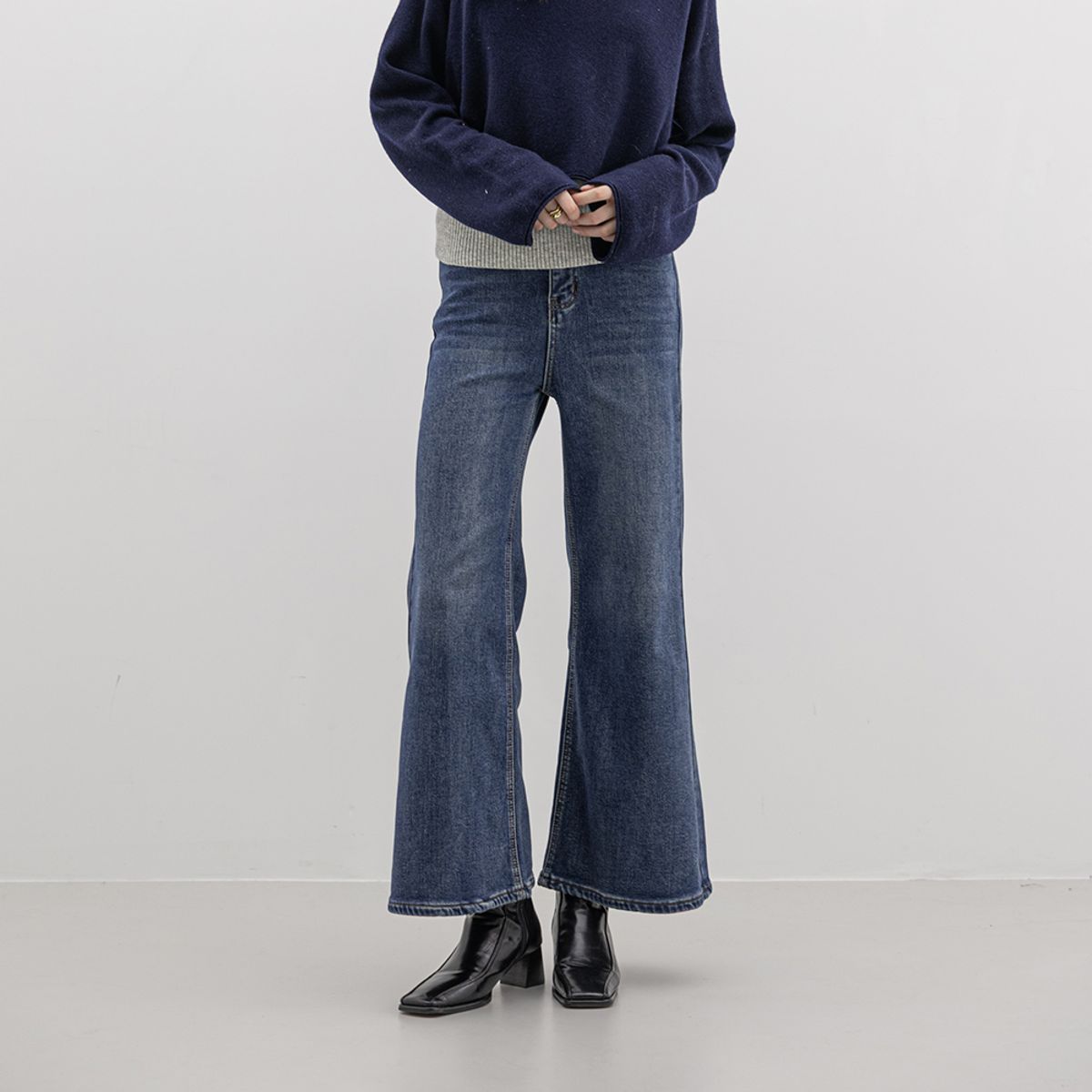 웬스데이딜라잇(WEDNESDAY DELIGHT) WD_Slim-fit plush lining denim pants_2color