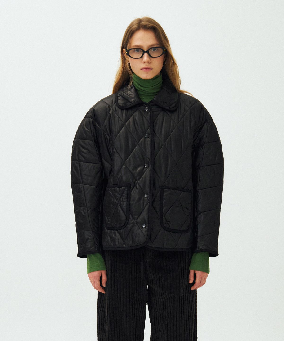 마이스(MAIS) GLOSSY QUILTING RAGLAN JACKET / BLACK