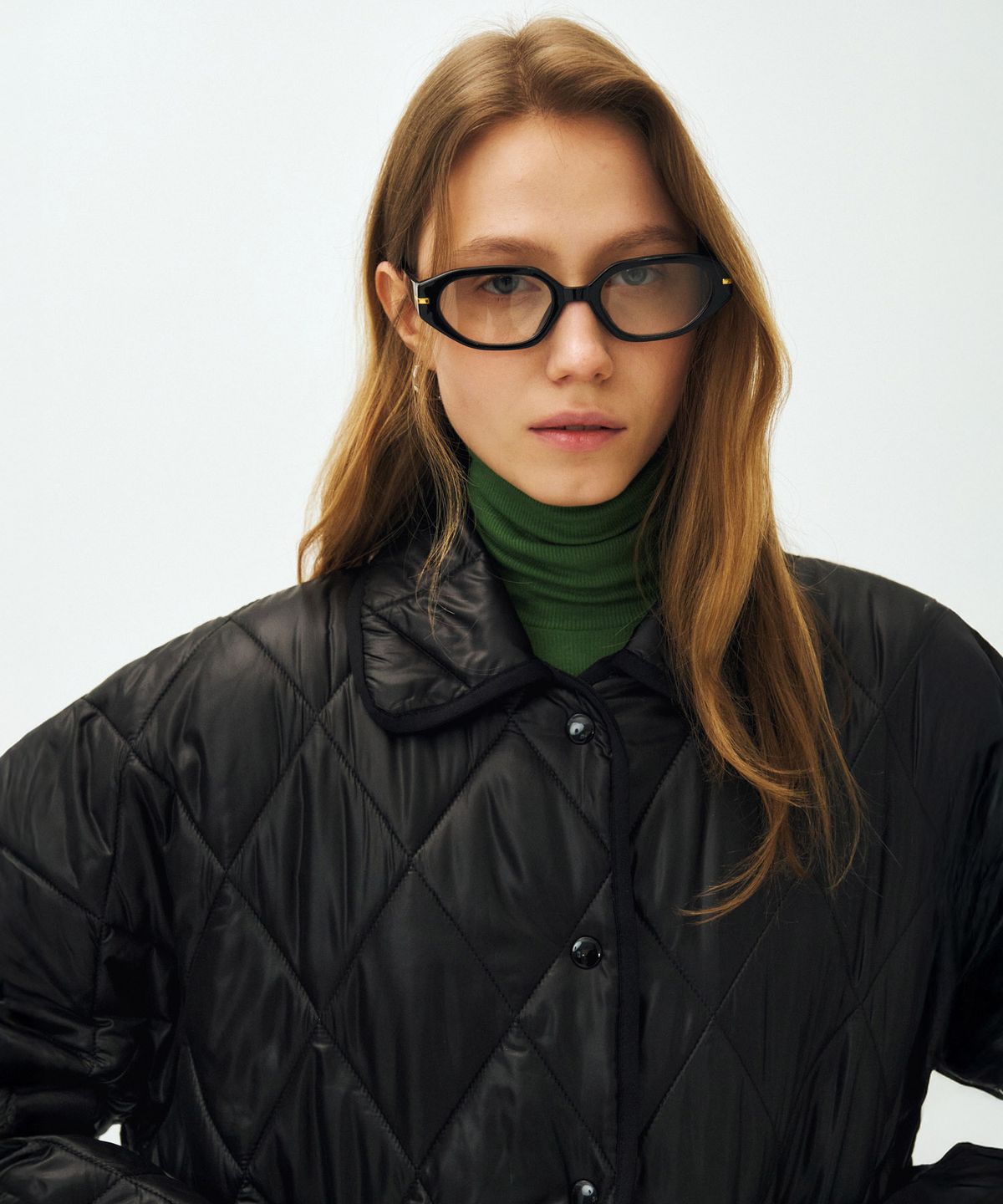 마이스(MAIS) GLOSSY QUILTING RAGLAN JACKET / BLACK