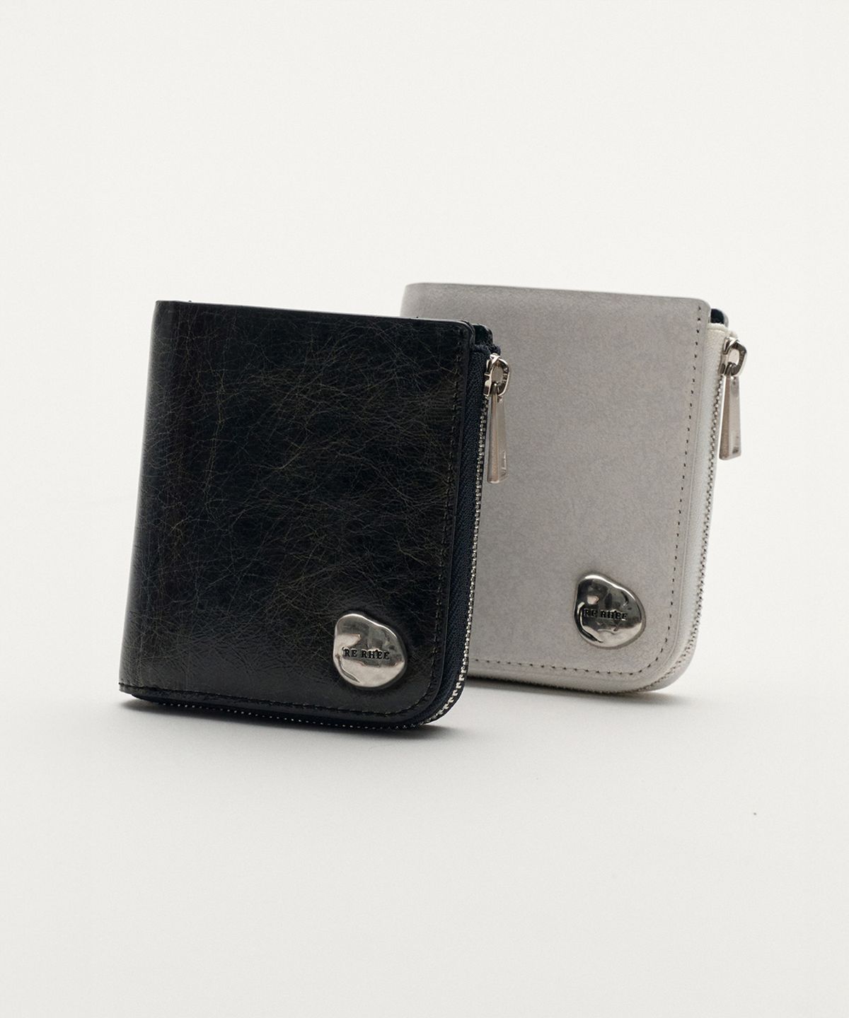 리이(RE RHEE) SOFT ZIP WALLET CHARCOAL GRAY