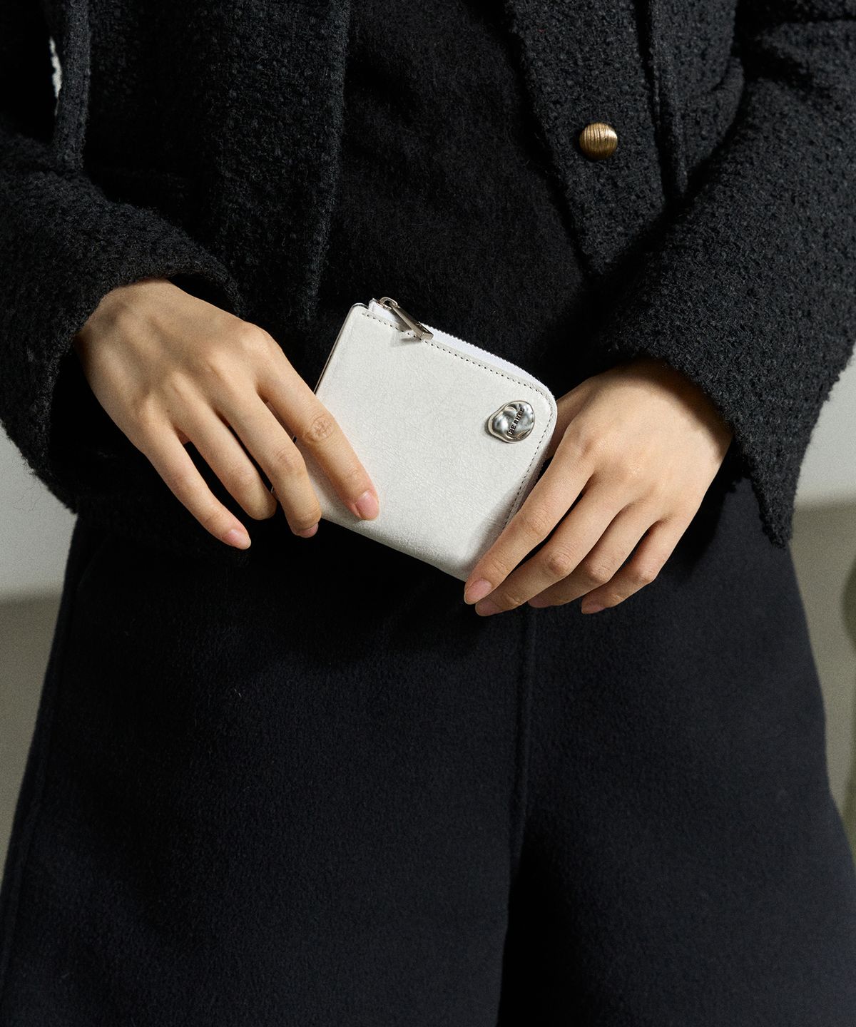 리이(RE RHEE) SOFT ZIP WALLET FOG