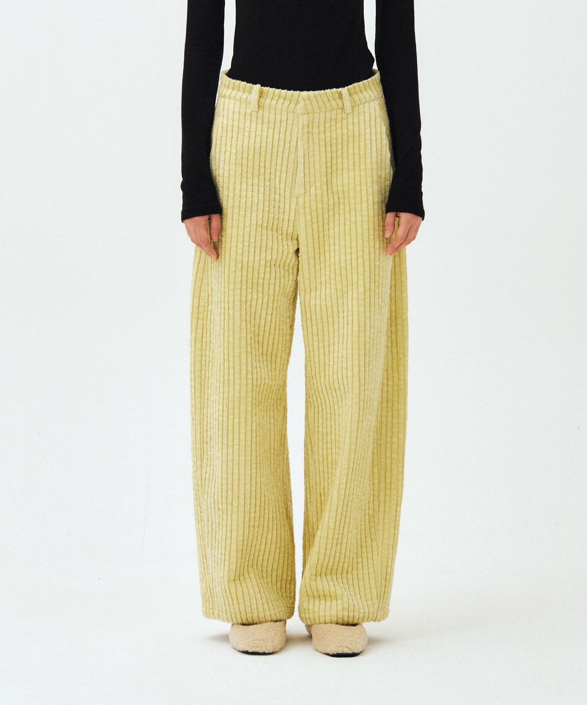 마이스(MAIS) HEAVY WIDE CORDUROY PANTS / GREEN