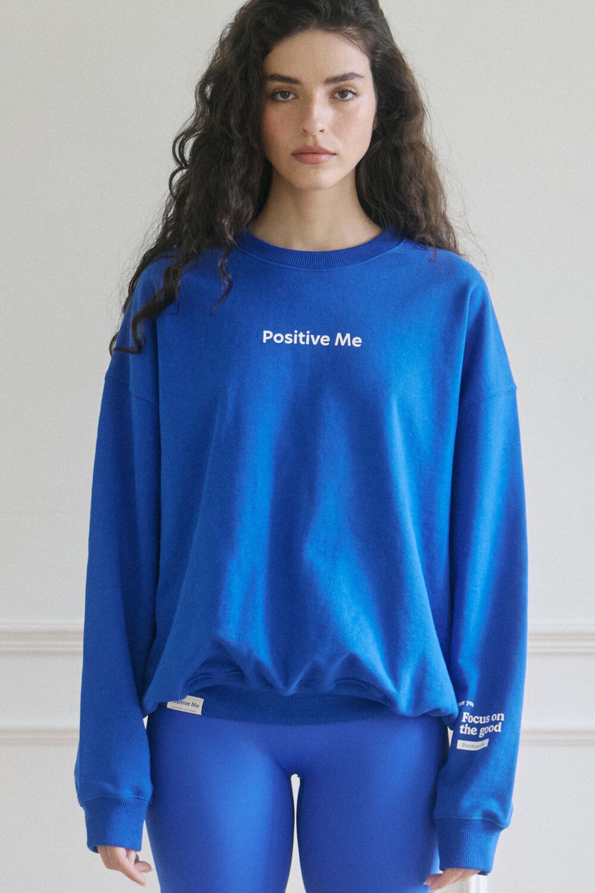 포지티브미(POSITIVEME) 두잇포유 스웻셔츠