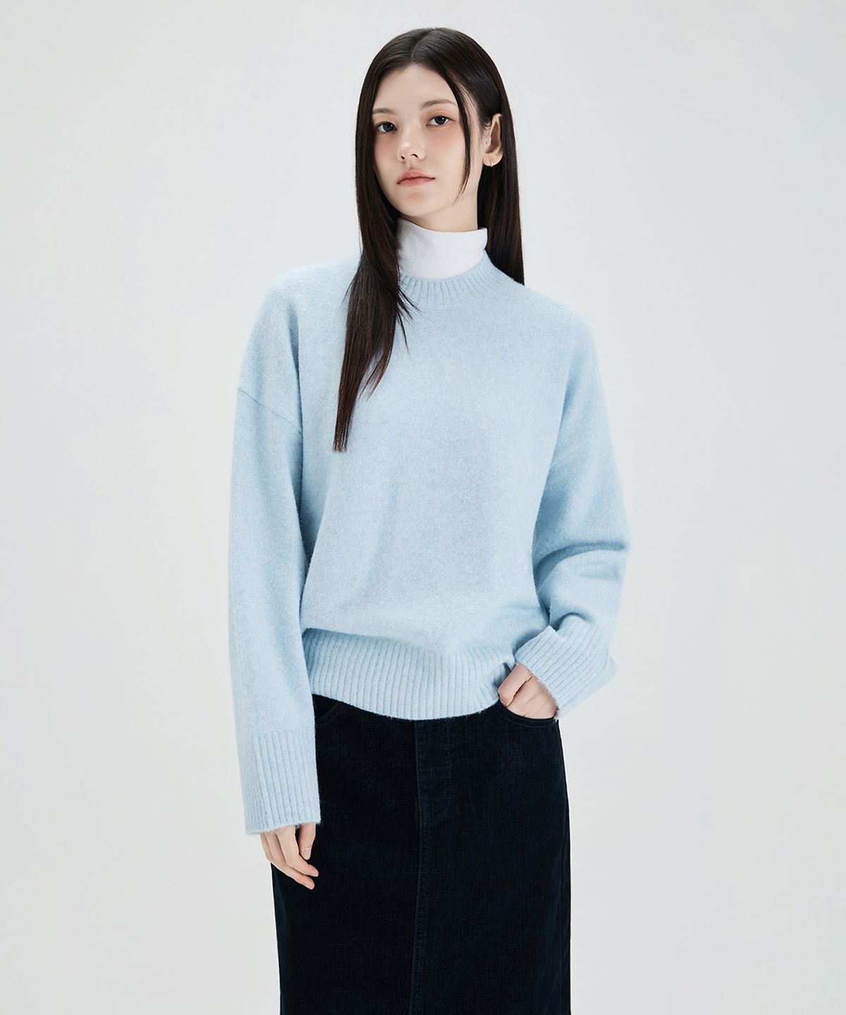 미쏘(MIXXO) [에센셜] 라운드넥 루즈핏 풀오버_MIWKAG110T