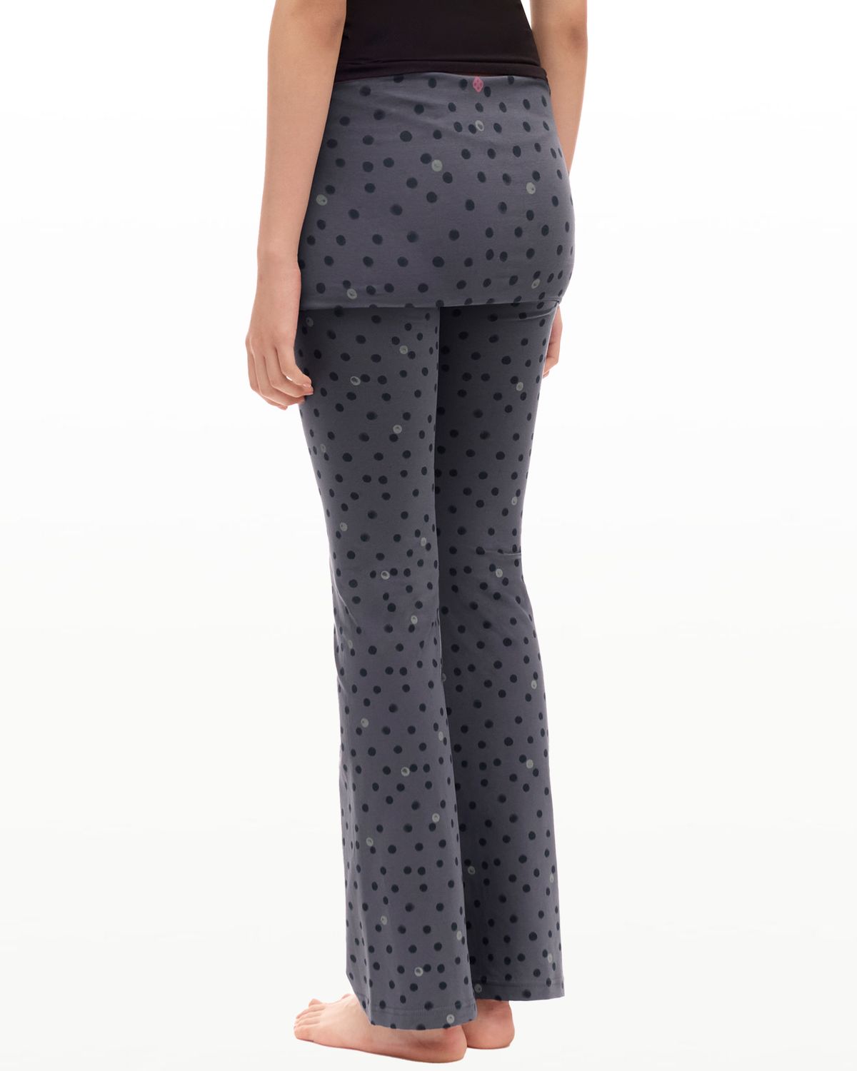 후포(HOOPOE) signature flare fit stretch pants in dot print_charcoal