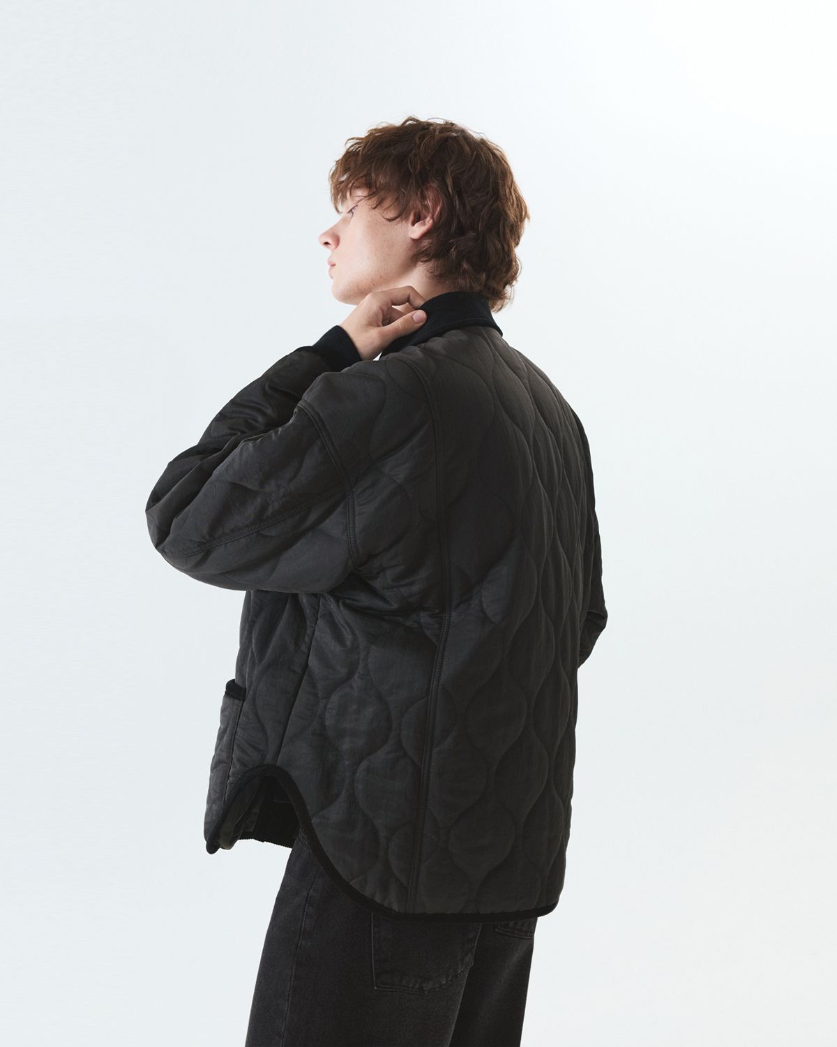 디앤드퀘스천(THEENDQUESTION) Quilting half jacket / BLACK