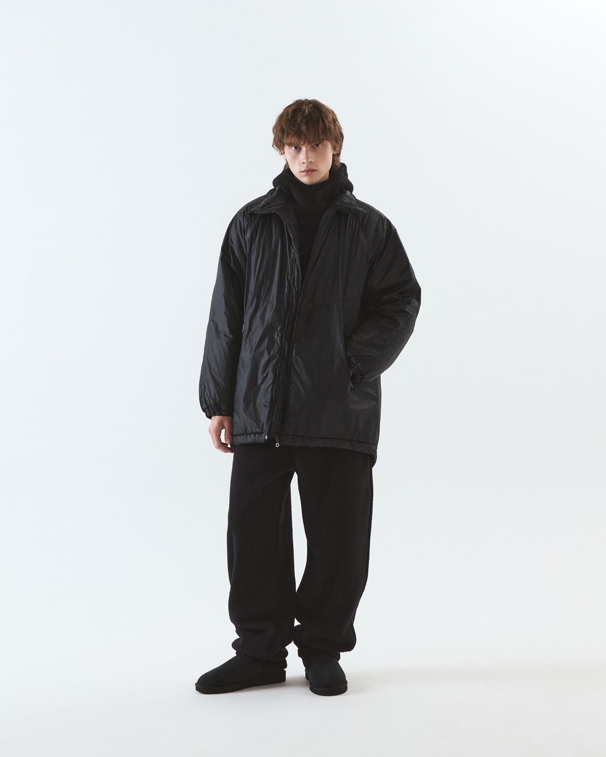 디앤드퀘스천(THEENDQUESTION) Reversible half long padded jumper / BLACK