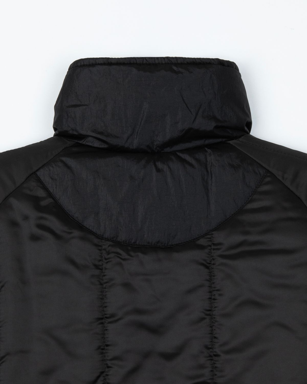 디앤드퀘스천(THEENDQUESTION) Reversible half long padded jumper / BLACK
