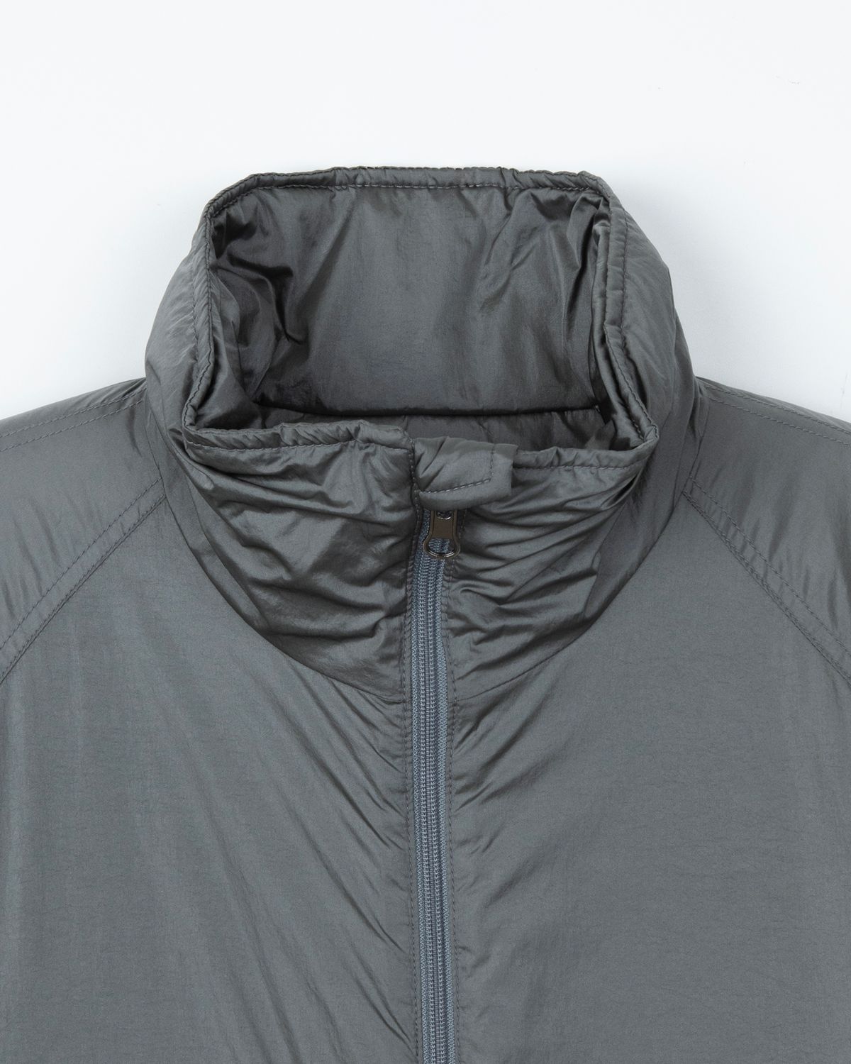 디앤드퀘스천(THEENDQUESTION) Reversible half long padded jumper / DARK GRAY