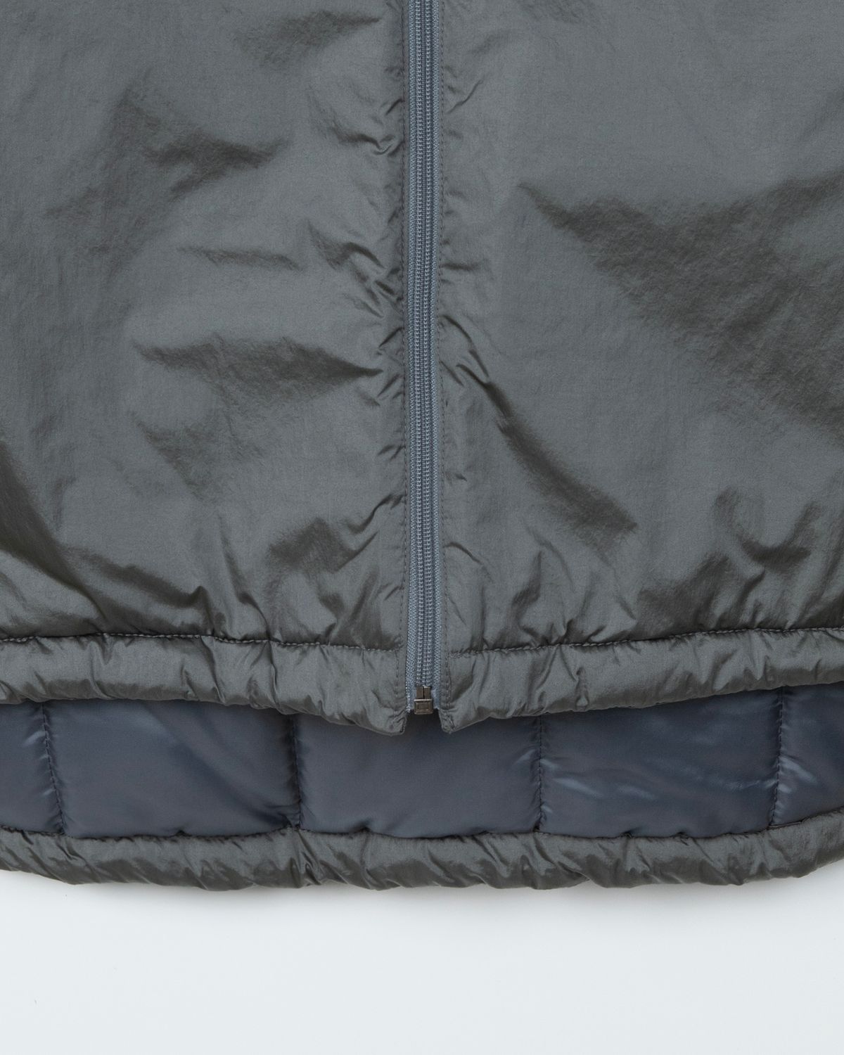 디앤드퀘스천(THEENDQUESTION) Reversible half long padded jumper / DARK GRAY