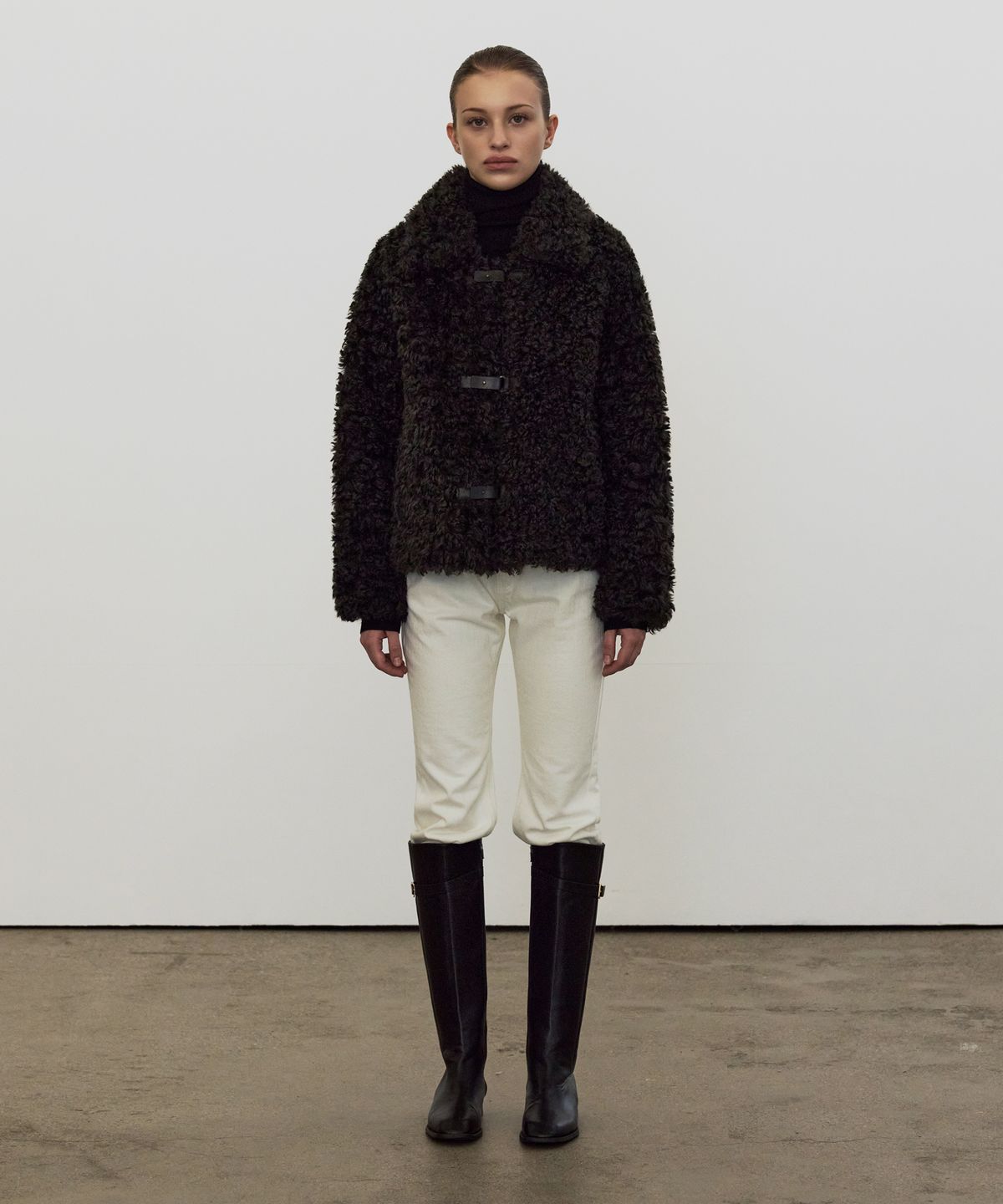 엘리오티(ELLIOTI) Poodle Fur Jacket_3Color