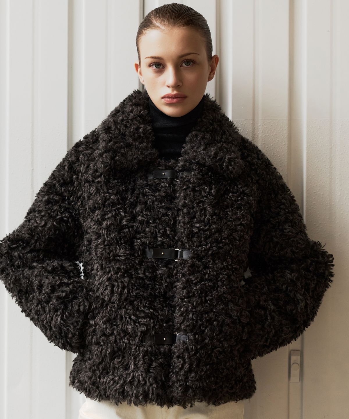 엘리오티(ELLIOTI) Poodle Fur Jacket_3Color
