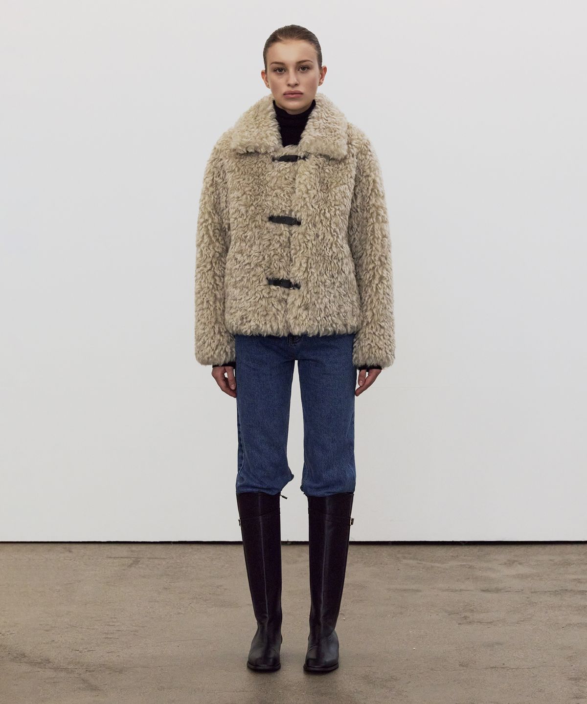 엘리오티(ELLIOTI) Poodle Fur Jacket_3Color